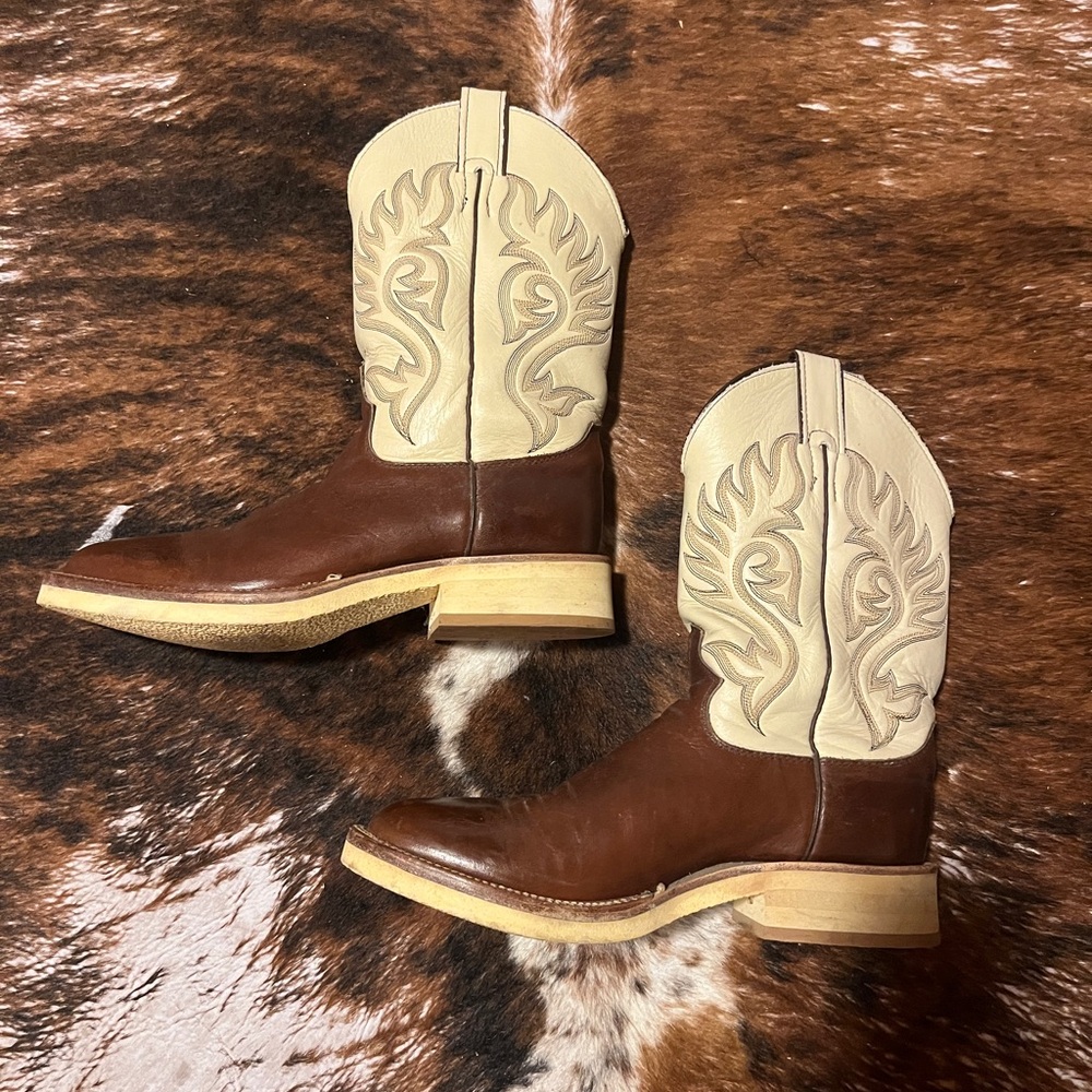 Justin Cowboy Boot - Picture 2 of 7